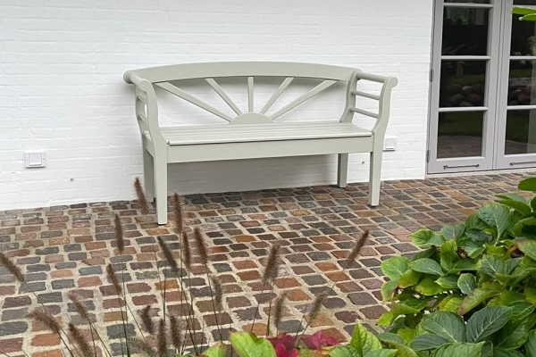 Gartenbank mit Sonnenmotiv 130 cm