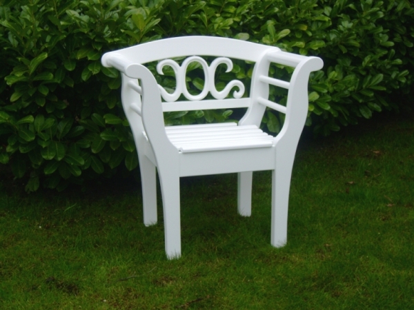 gartensessel-holz-schnitzerei